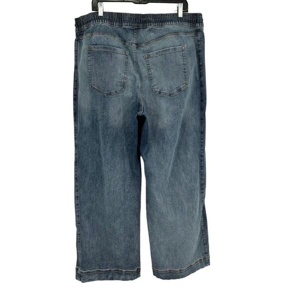 Lane Bryant Wide Leg Distressed Elastic Waist Pullon Jeans Size 18 - Picture 6 of 10